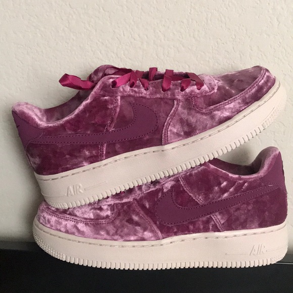 Nike Air Force 1 velvet women’s shoes new - Picture 5 of 8